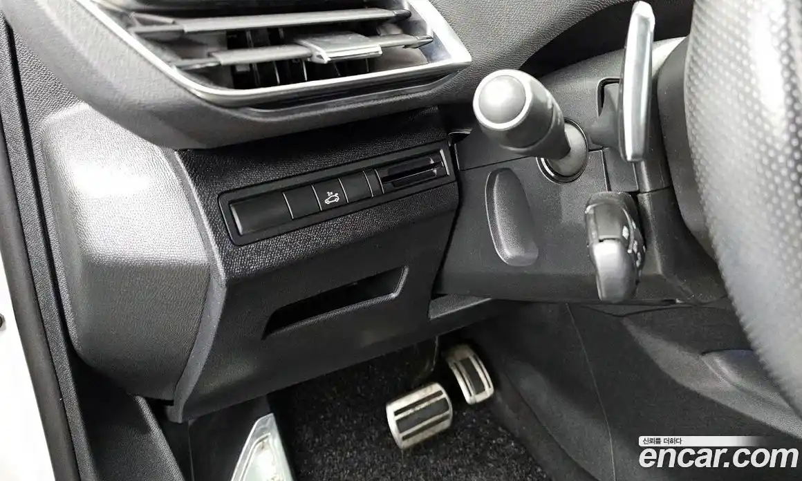 Peugeot 3008 2018 1.6 гидро в Москве № 1015817, фото 17