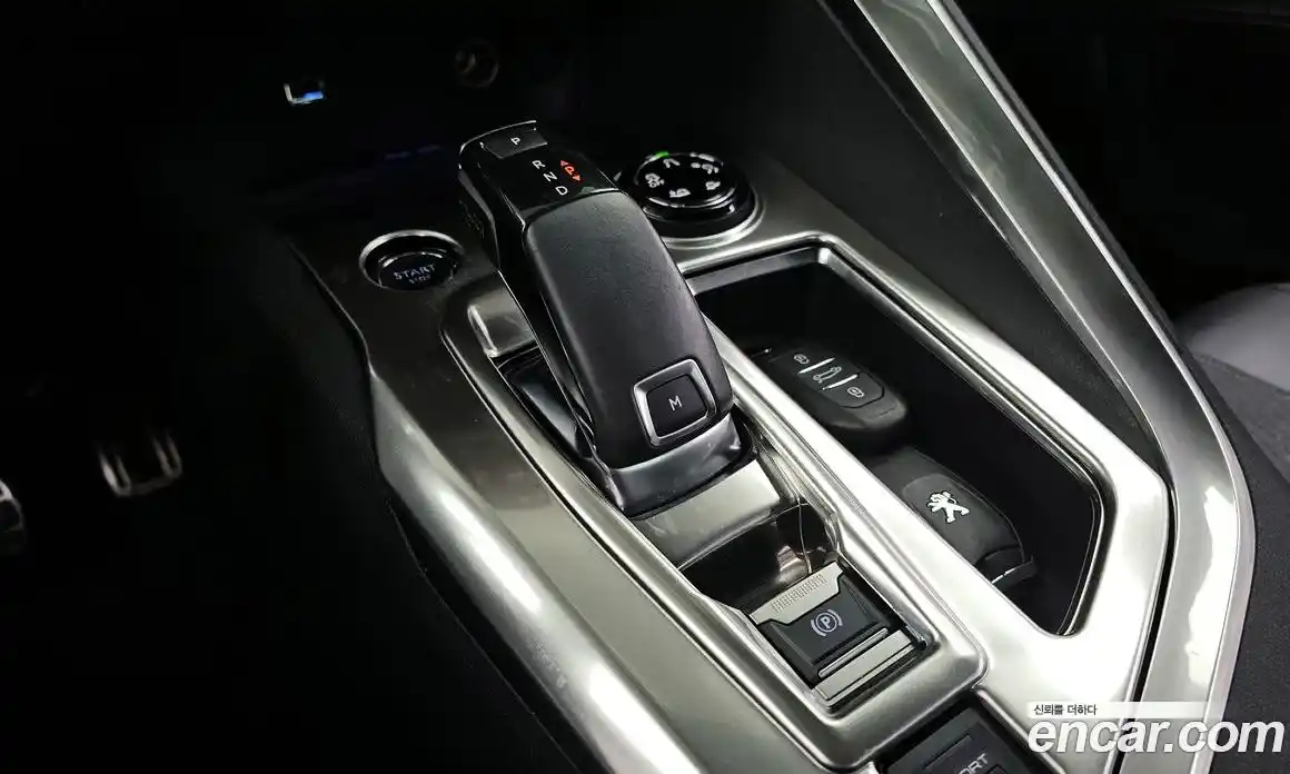 Peugeot 3008 2018 1.6 гидро в Москве № 1015817, фото 9