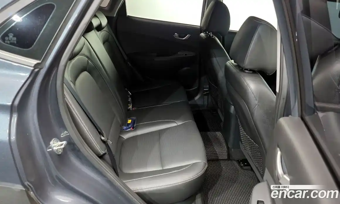 Hyundai Kona 2017 1.6 гидро в Москве № 126097, фото 12