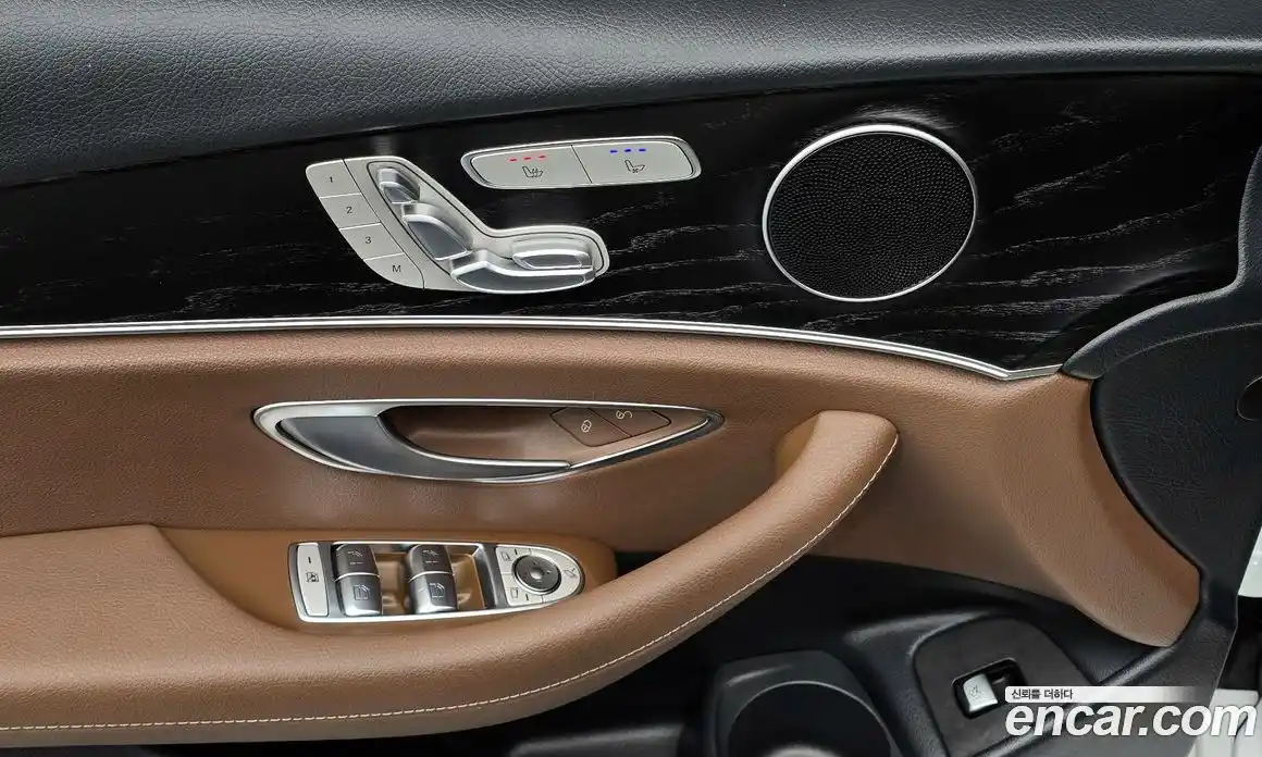 Mercedes-Benz E-Class 2023 2.0 гидро в Москве № 141163, фото 18
