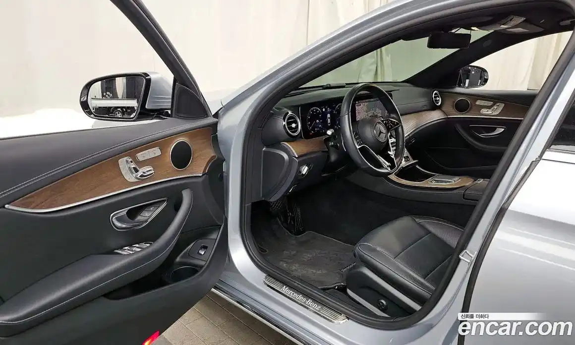 Mercedes-Benz E-Class 2021 2.0 гидро в Москве № 141505, фото 10