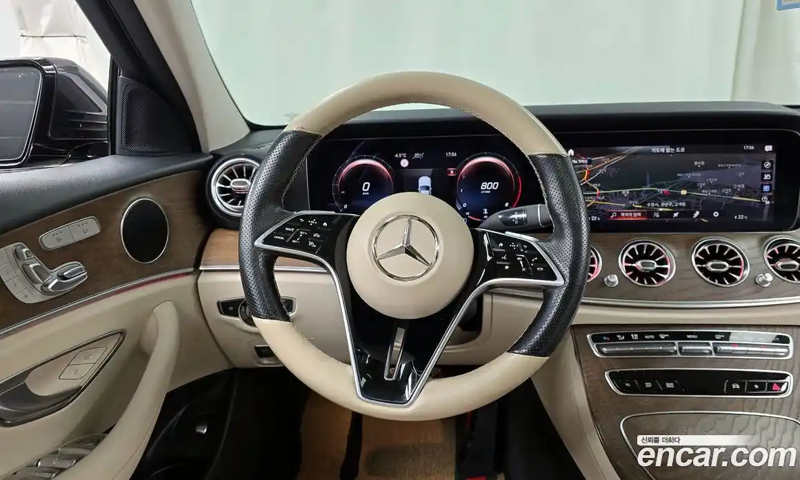 Mercedes-Benz E-Class 2021 2.0 гидро в Москве, фото 13
