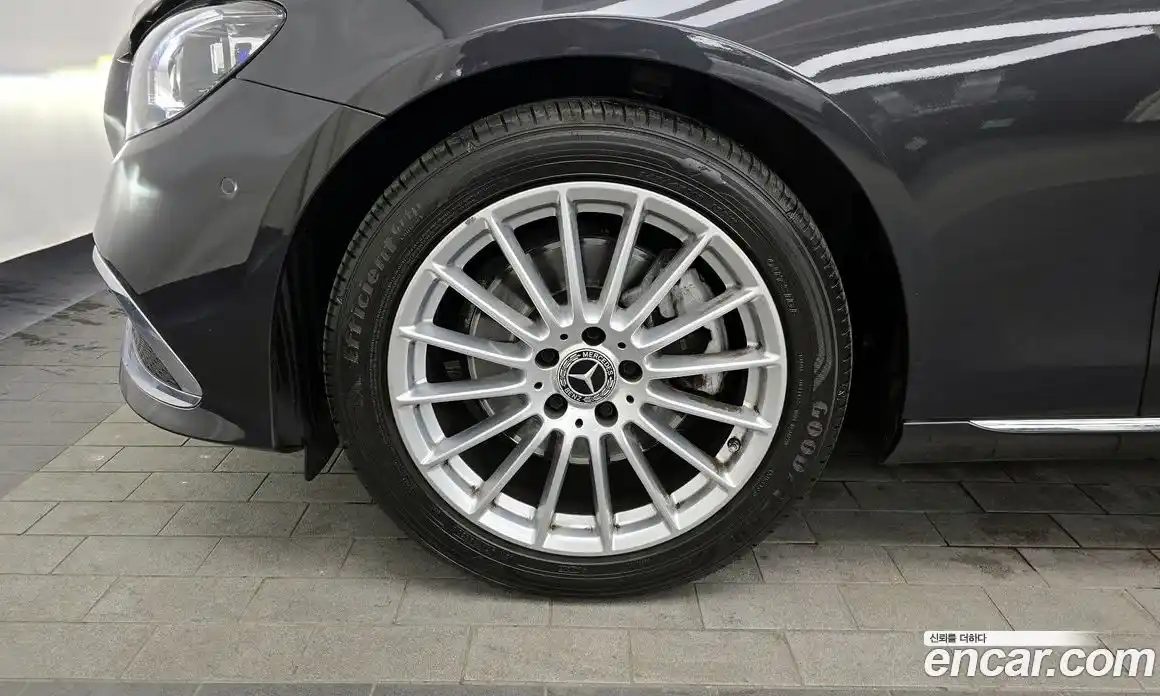 Mercedes-Benz E-Class 2021 2.0 гидро в Москве, фото 5