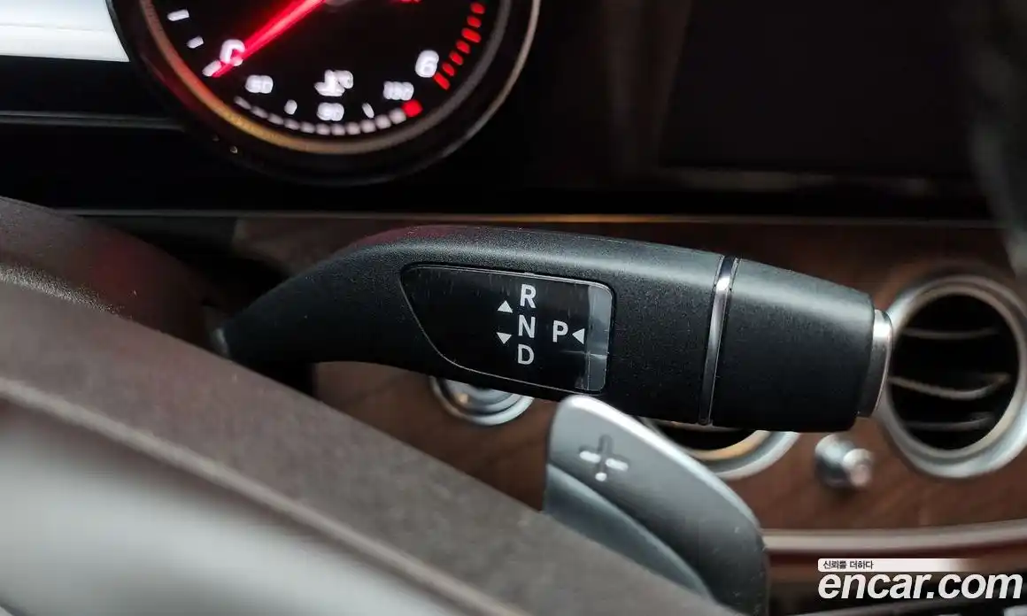 Mercedes-Benz E-Class 2016 1.9 гидро в Москве № 142808, фото 9