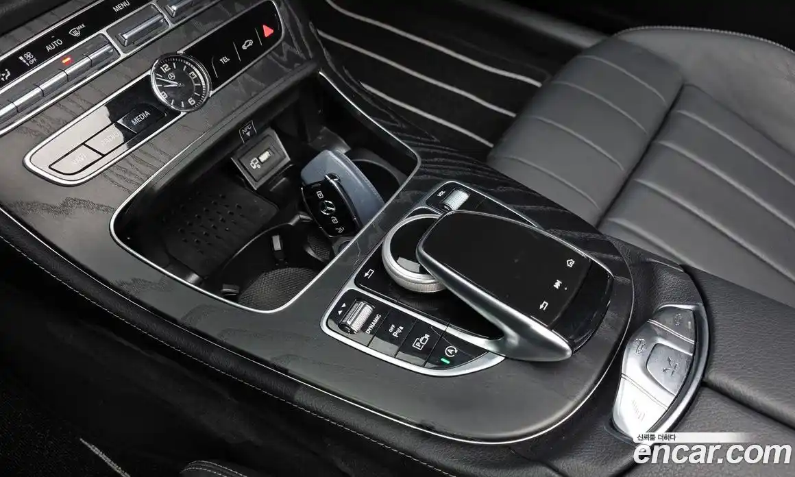 Mercedes-Benz E-Class 2019 1.9 гидро в Москве № 143229, фото 9