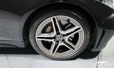 Mercedes-Benz CLS-Class 2022 2.0 гидро в Москве № 143597, миниатюра 5