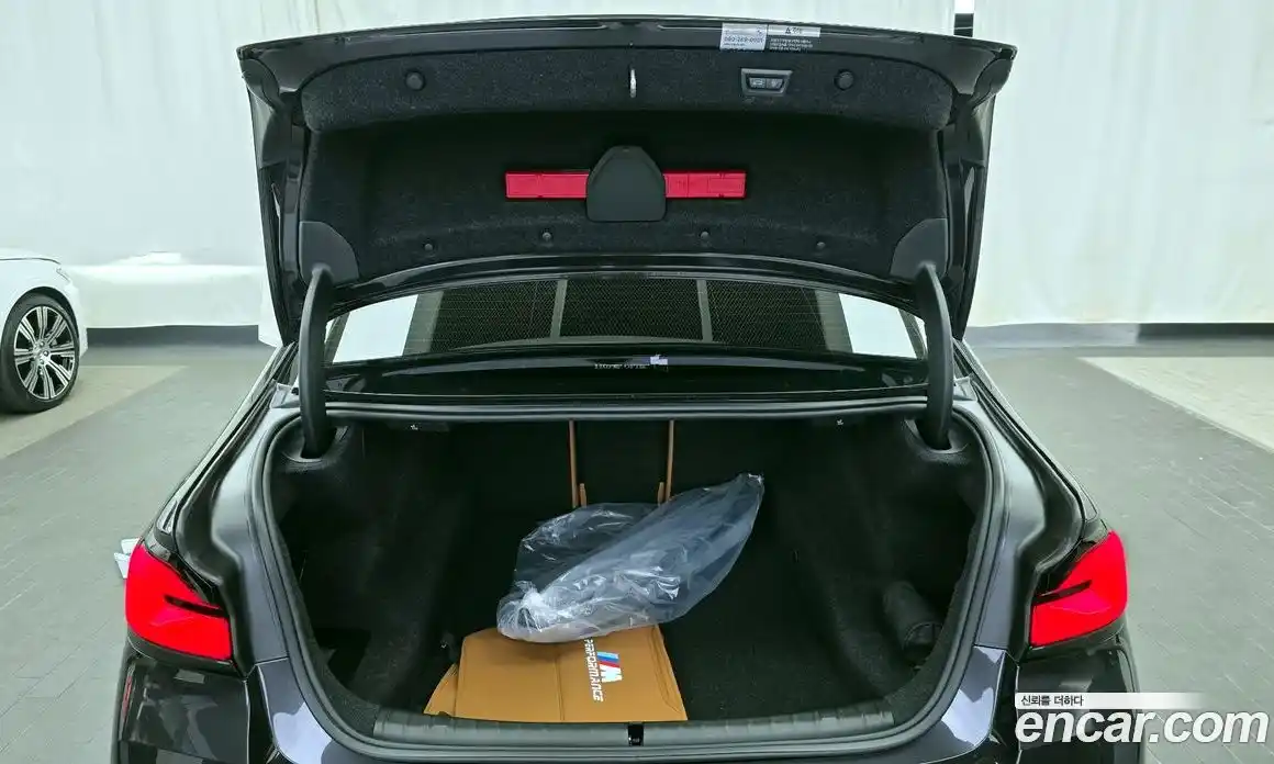 BMW 5-Series 2023 2.0 гидро в Москве, фото 20