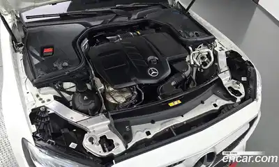 Mercedes-Benz E-Class 2019 1.9 гидро в Москве № 161020, миниатюра 6