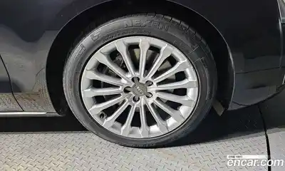 Audi A8 2015 3.0 гидро в Москве № 163920, миниатюра 5