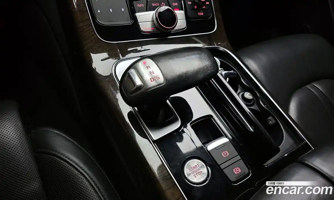 Audi A8 2015 3.0 гидро в Москве № 163920, фото 9