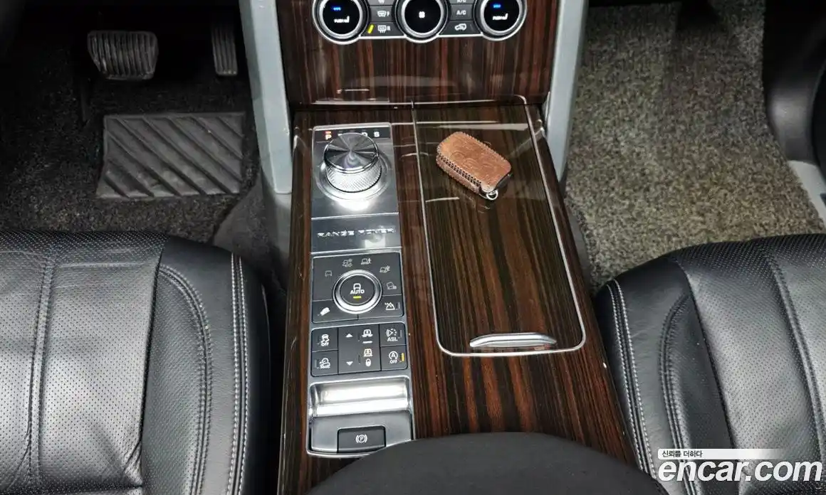 Land Rover Range-Rover 2016 4.4 гидро в Москве № 166466, фото 17