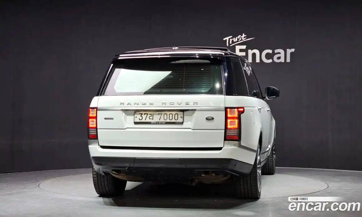 Land Rover Range-Rover 2016 4.4 гидро в Москве № 166466, фото 4