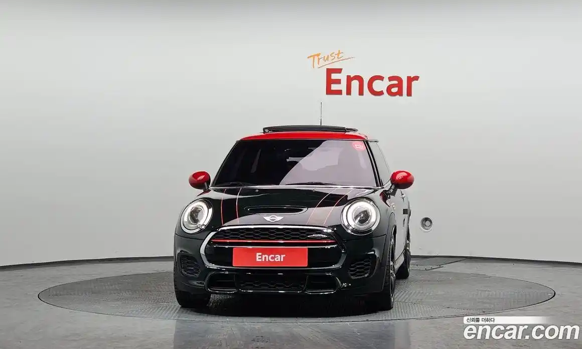 Mini Cooper 2016 2.0 гидро в Москве № 167185, фото 3