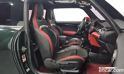 Mini Cooper 2016 2.0 гидро в Москве № 167185, миниатюра 10