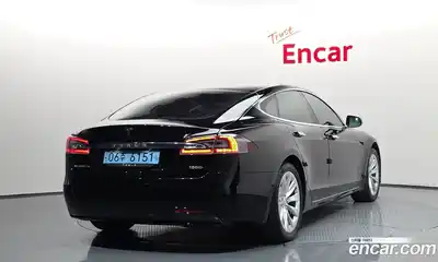 Tesla Model S 2019 0.3 гидро в Москве № 167821, миниатюра 2