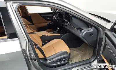 Lexus ES 2021 2.5 гидро в Москве № 168217, миниатюра 11