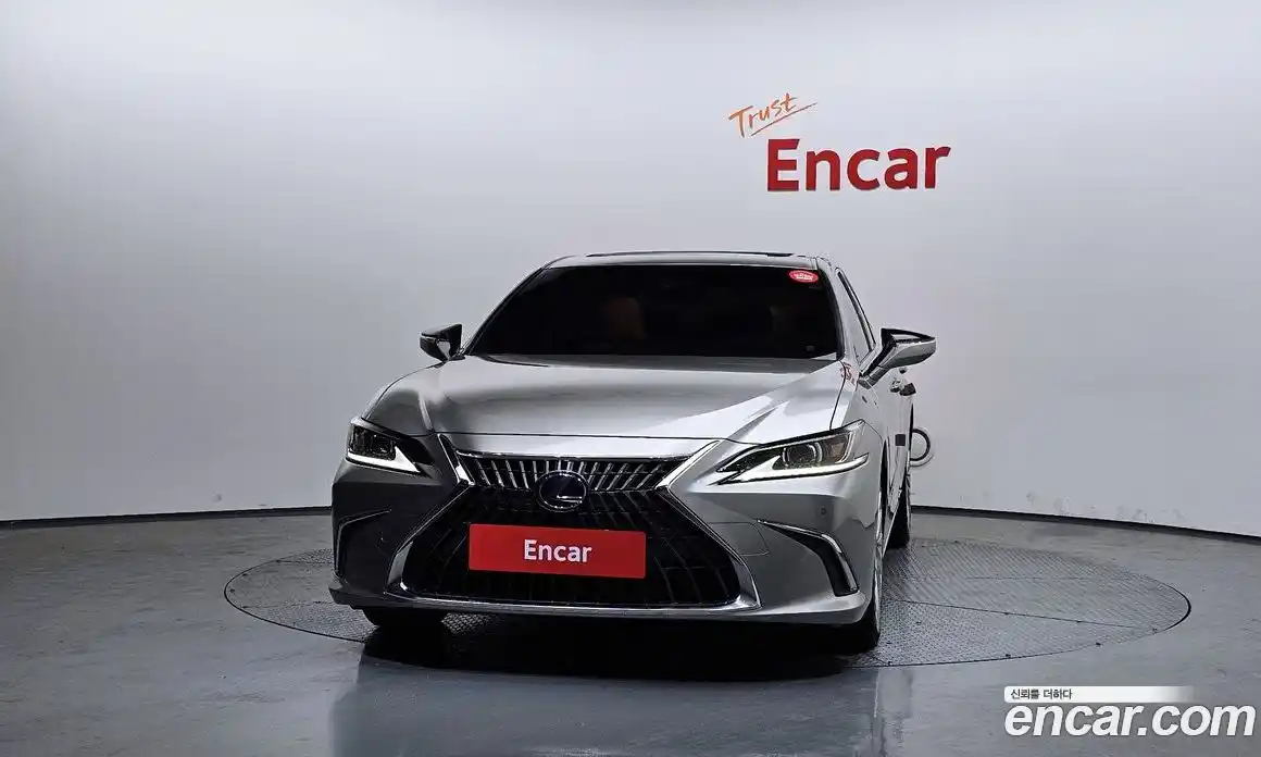 Lexus ES 2021 2.5 гидро в Москве № 168217, фото 3
