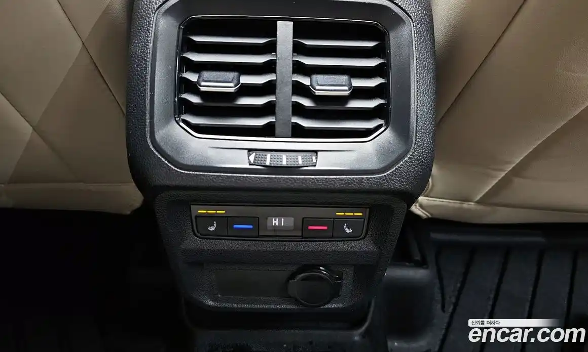 Volkswagen Tiguan 2021 2.0 гидро в Москве № 168886, фото 18