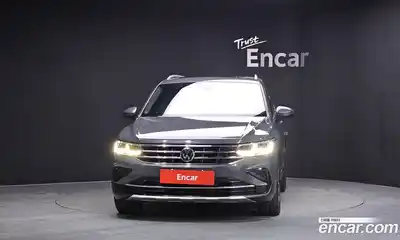 Volkswagen Tiguan 2021 2.0 гидро в Москве № 168886, миниатюра 3