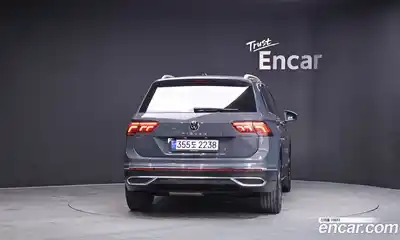 Volkswagen Tiguan 2021 2.0 гидро в Москве № 168886, миниатюра 4