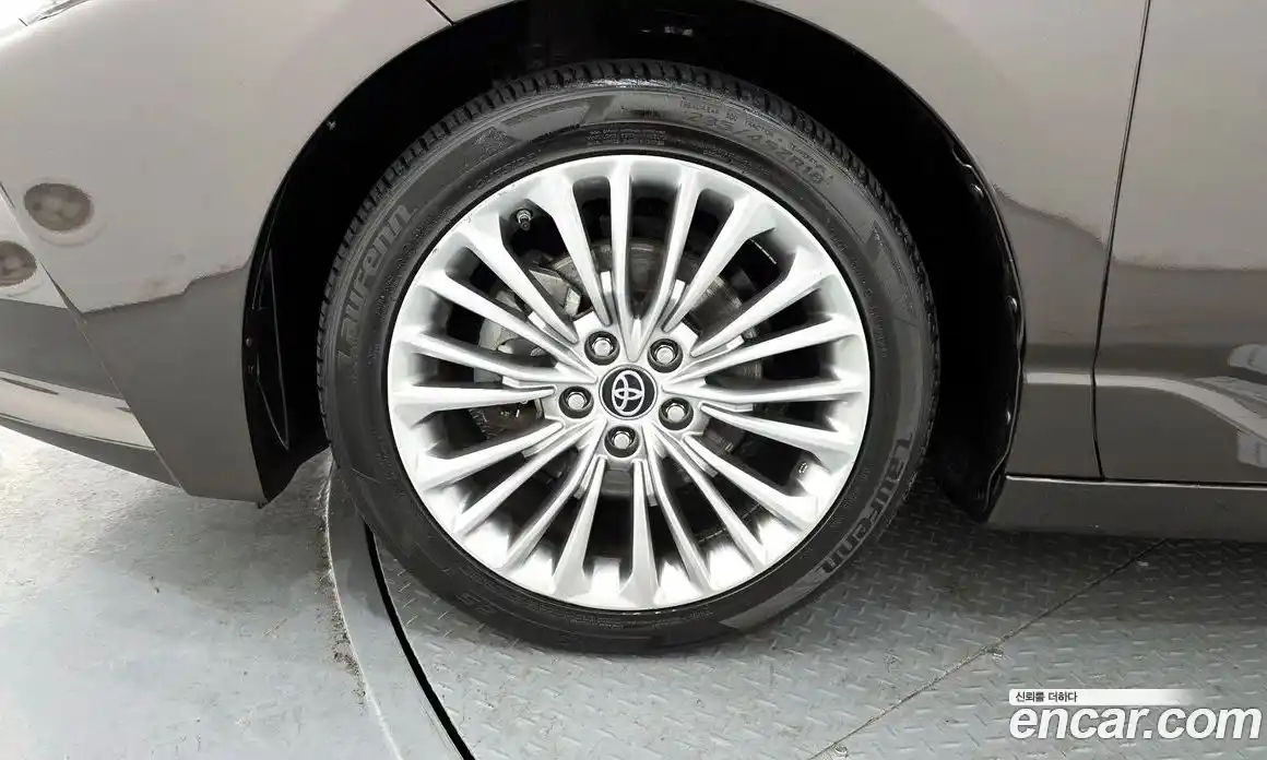 Toyota Avalon 2019 2.5 гидро в Москве № 170311, фото 5