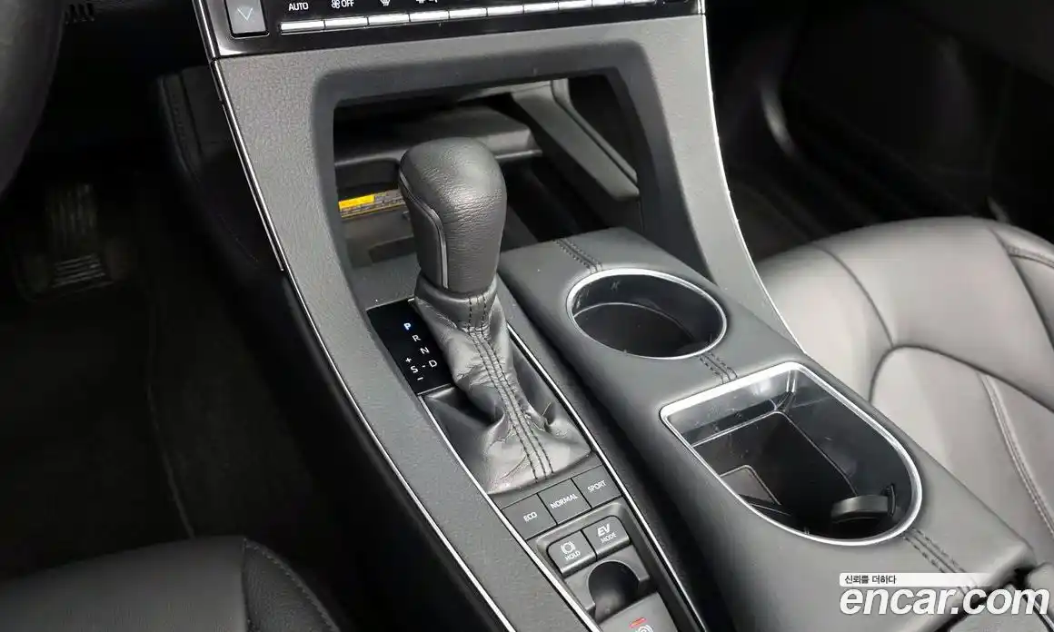 Toyota Avalon 2019 2.5 гидро в Москве № 170311, фото 9
