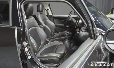 Mini Cooper 2022 1.5 гидро в Москве № 173704, миниатюра 12