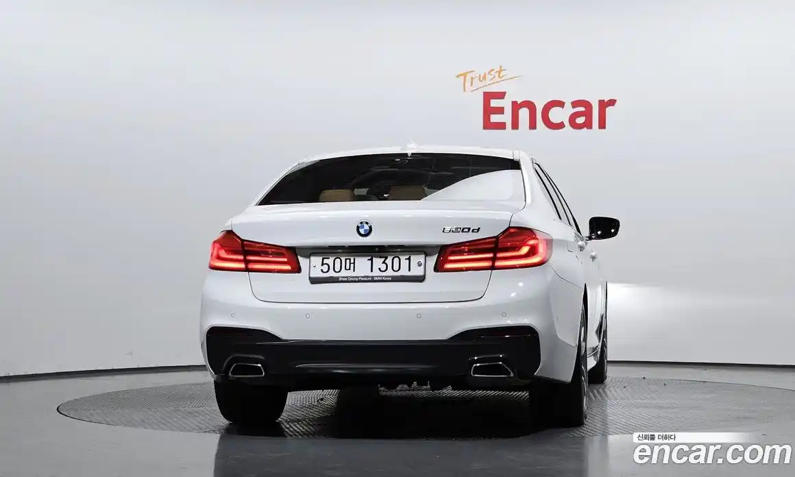 BMW 5-Series 2017 2.0 гидро в Москве № 192207, фото 4