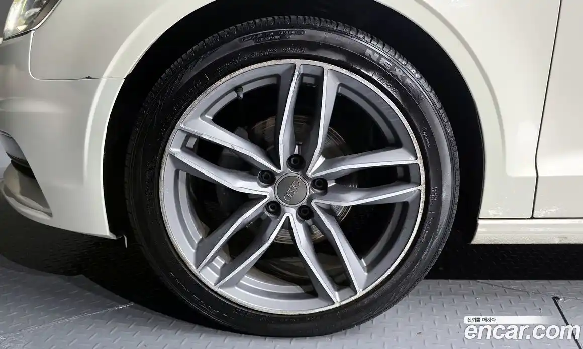 Audi A3 2014 1.6 гидро в Москве № 193067, фото 5