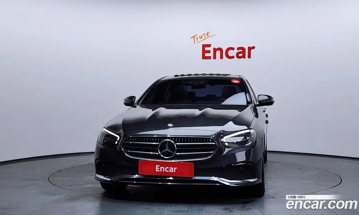 Mercedes-Benz E-Class 2021 2.0 гидро, фото 3