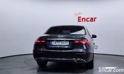 Mercedes-Benz E-Class 2021 2.0 гидро, миниатюра 4