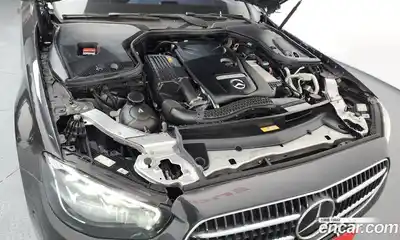 Mercedes-Benz E-Class 2021 2.0 гидро, миниатюра 6