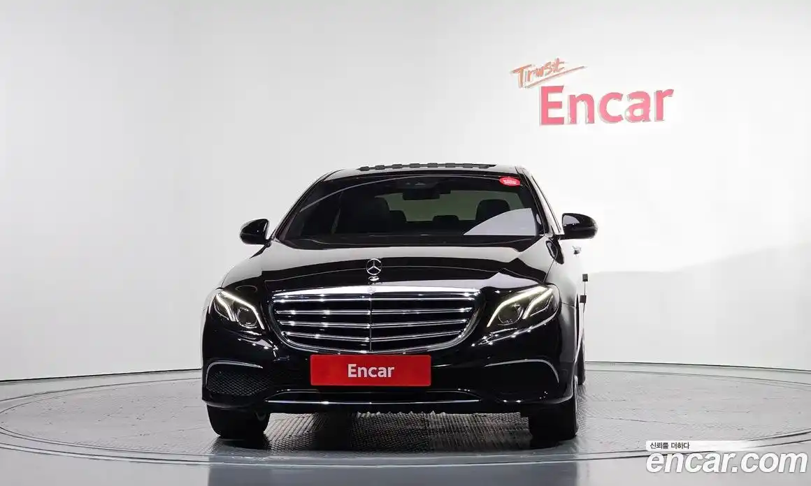 Mercedes-Benz E-Class 2016 1.9 гидро в Москве № 195549, фото 3