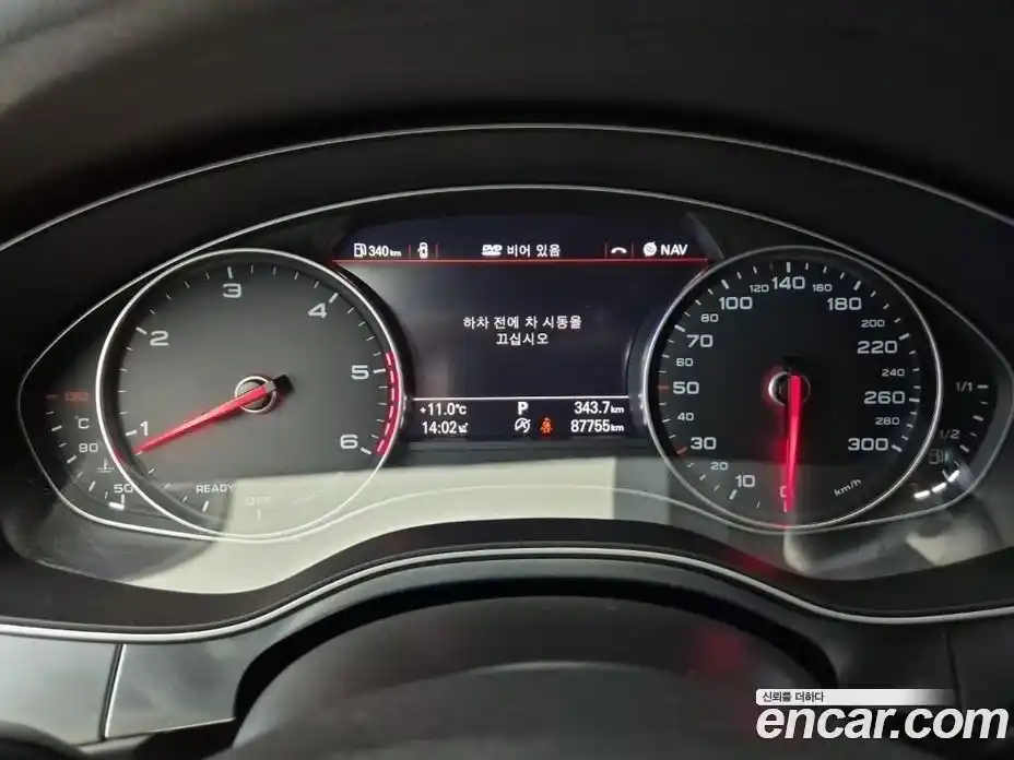 Audi A6 2015 2.0 гидро в Москве № 195889, фото 11