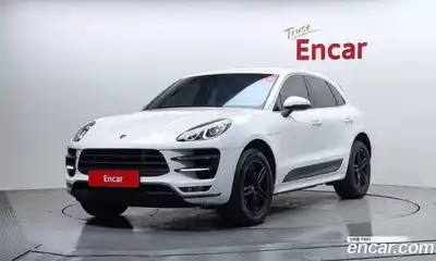 Porsche Macan, 2014
