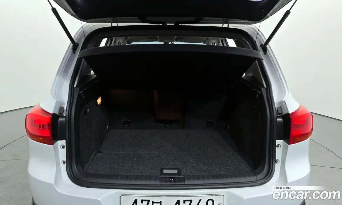 Volkswagen Tiguan 2015 2.0 гидро в Москве № 199116, фото 20