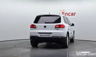 Volkswagen Tiguan 2015 2.0 гидро в Москве № 199116, миниатюра 4