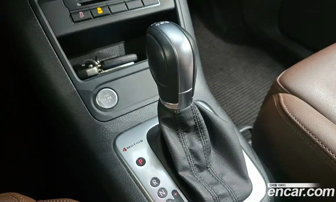 Volkswagen Tiguan 2015 2.0 гидро в Москве № 199116, фото 9