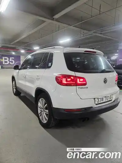 Volkswagen Tiguan 2015 2.0 гидро в Москве № 199333, миниатюра 4
