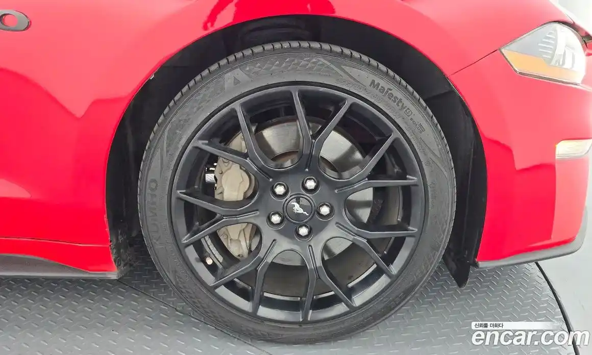Ford Mustang 2019 2.3 гидро в Москве № 199815, фото 5