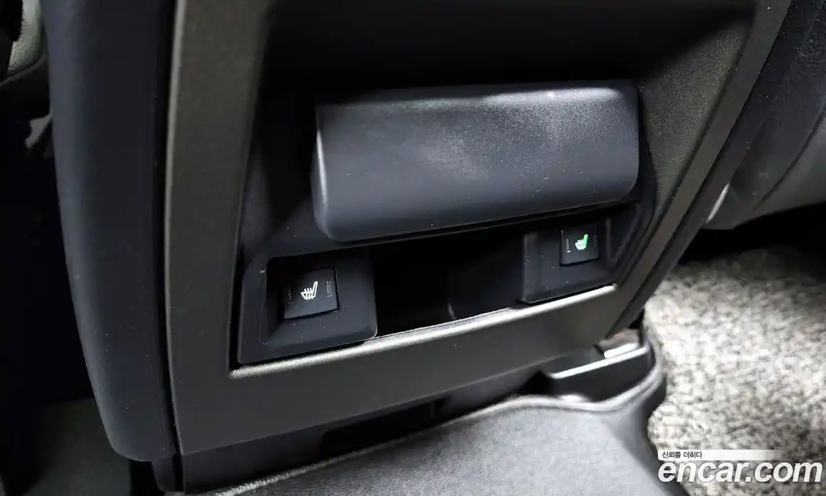Land Rover Discovery 2015 3.0 гидро в Москве № 210734, фото 19