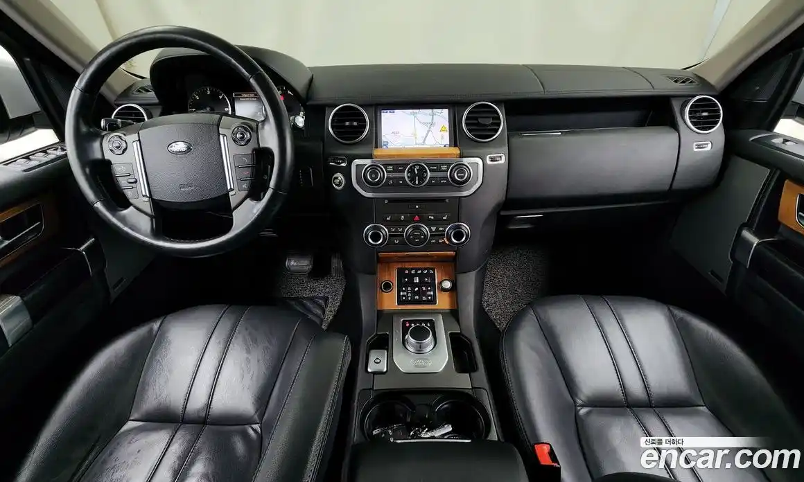Land Rover Discovery 2015 3.0 гидро в Москве № 210734, фото 7