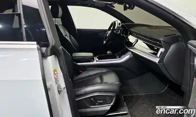 Audi Q8 2021 3.0 гидро в Москве № 212499, миниатюра 11