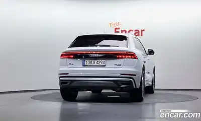 Audi Q8 2021 3.0 гидро в Москве № 212499, миниатюра 4