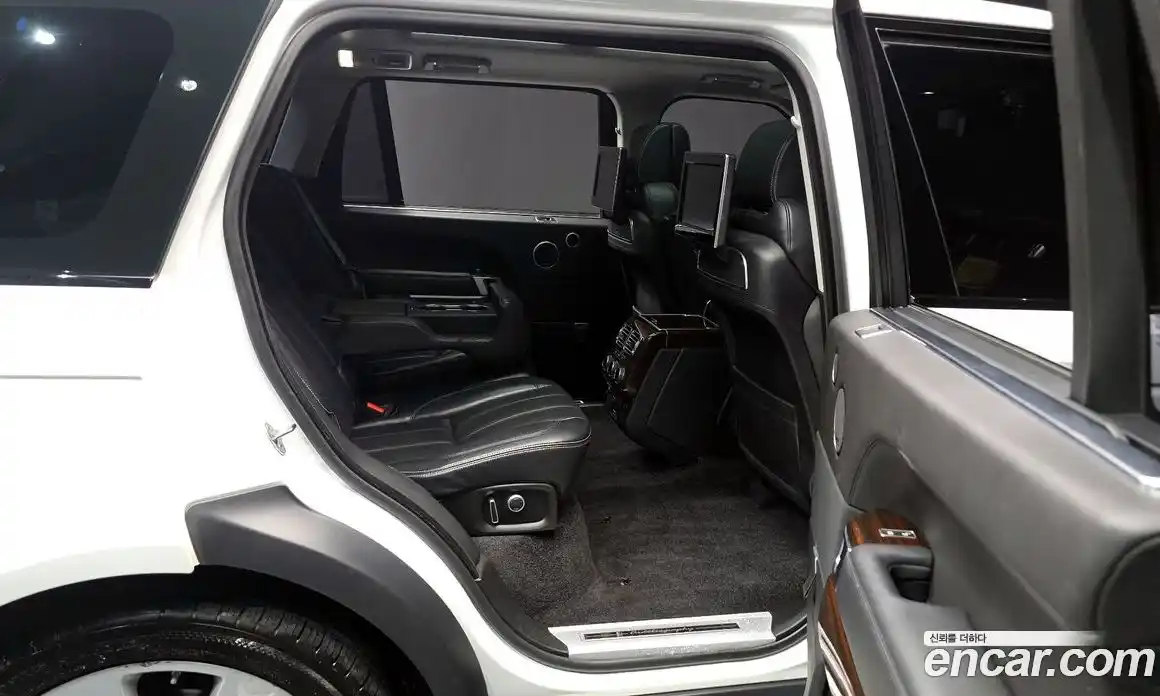 Land Rover Range-Rover 2016 5.0 гидро в Москве № 213532, фото 12