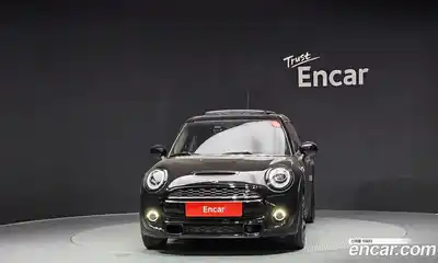 Mini Cooper 2020 2.0 гидро в Москве № 214103, миниатюра 3