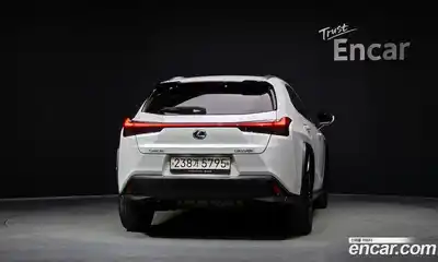 Lexus UX 2020 2.0 гидро в Москве № 214688, миниатюра 4