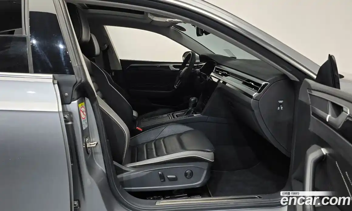 Volkswagen Arteon 2022 2.0 гидро в Москве № 214941, фото 11