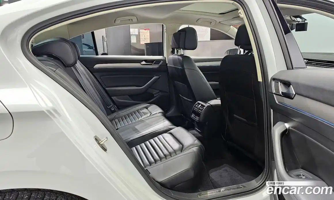 Volkswagen Passat 2018 2.0 гидро в Москве № 215041, фото 12