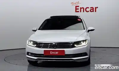 Volkswagen Passat 2018 2.0 гидро в Москве № 215041, миниатюра 3